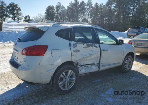 2013 Nissan Rogue S z USA, uszkodzony, nr VIN JN8AS5MV3DW624562